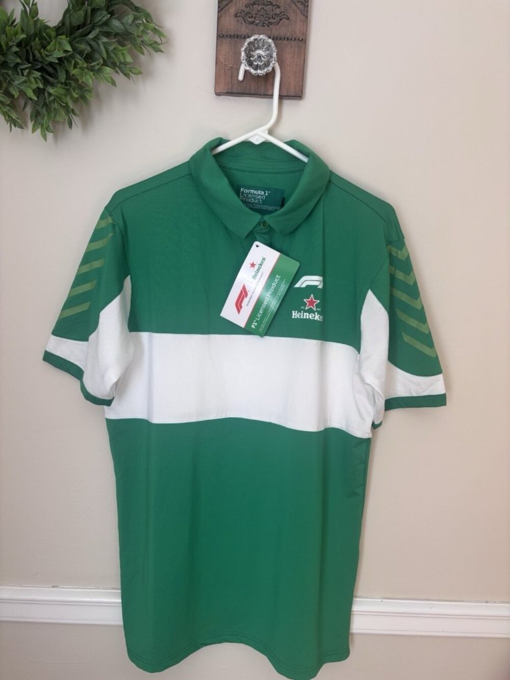 NWT Official F1 Formula 1 Racing Polo Shirt Mens Size M Heineken Sponsored